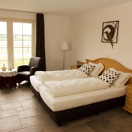 Bed & Breakfast Recreatieboerderij 't Schutje 3*