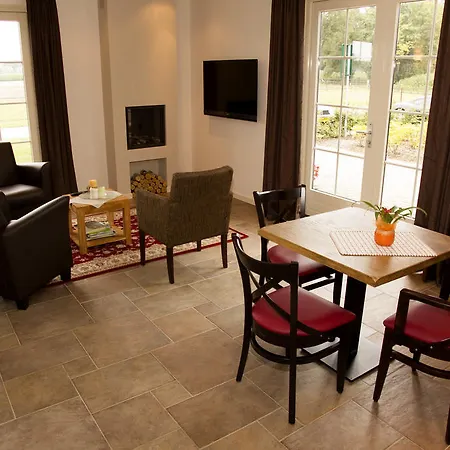 Bed & Breakfast Recreatieboerderij 't Schutje 3*